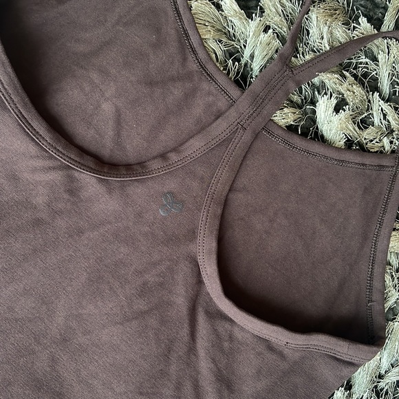 Aritzia TNA fitted dress - Picture 4 of 7